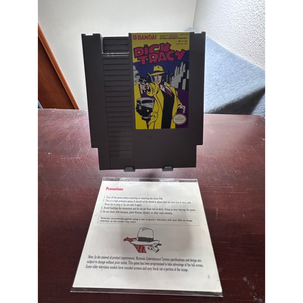 Dick Tracy Nintendo NES Bandai 1990 Retro Video Game Cartridge NES-3Y-USA